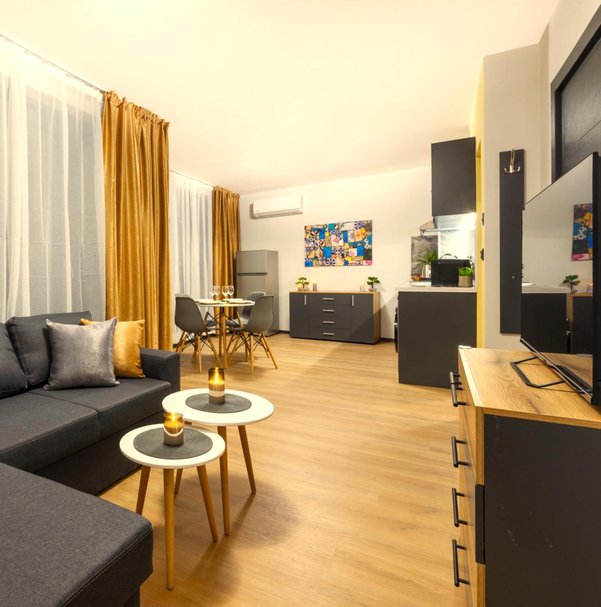 Best Guest 2 Apartments Plovdiv Extérieur photo